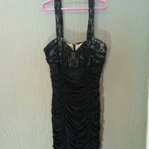 Pompous Girly Black Lacey Short Dress